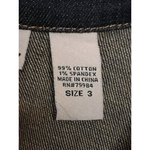 Chico’s Platinum Sz L Blue Dark Wash Denim Jacket - Pockets Covered Buttons NWOT - Picture 9 of 16